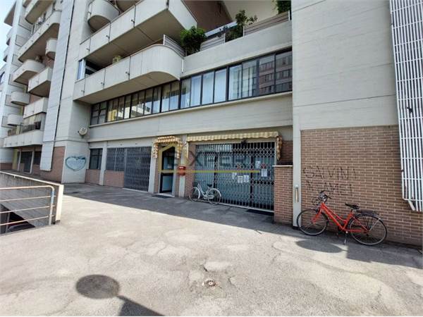 Office for rent in Modena