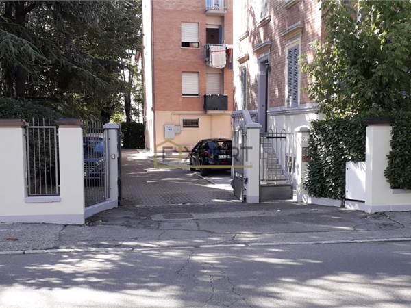 zona policlinico arredato