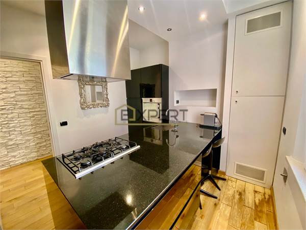 Flat For rent in Modena (MO) via castelli 