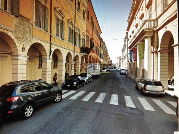 Vendesi appartamento In palazzo storico 